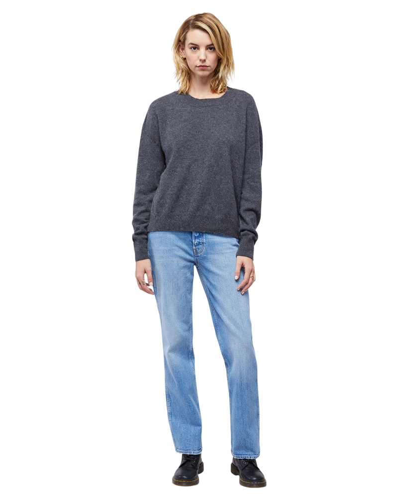 Women's Italian Brushed Cashmere Crew Neck Sweater in Charcoal