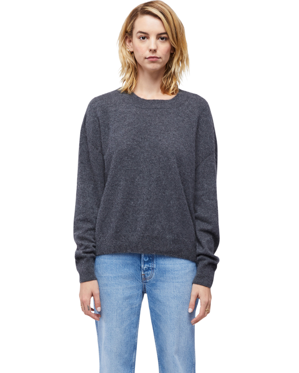 Women's Italian Brushed Cashmere Crew Neck Sweater in Charcoal